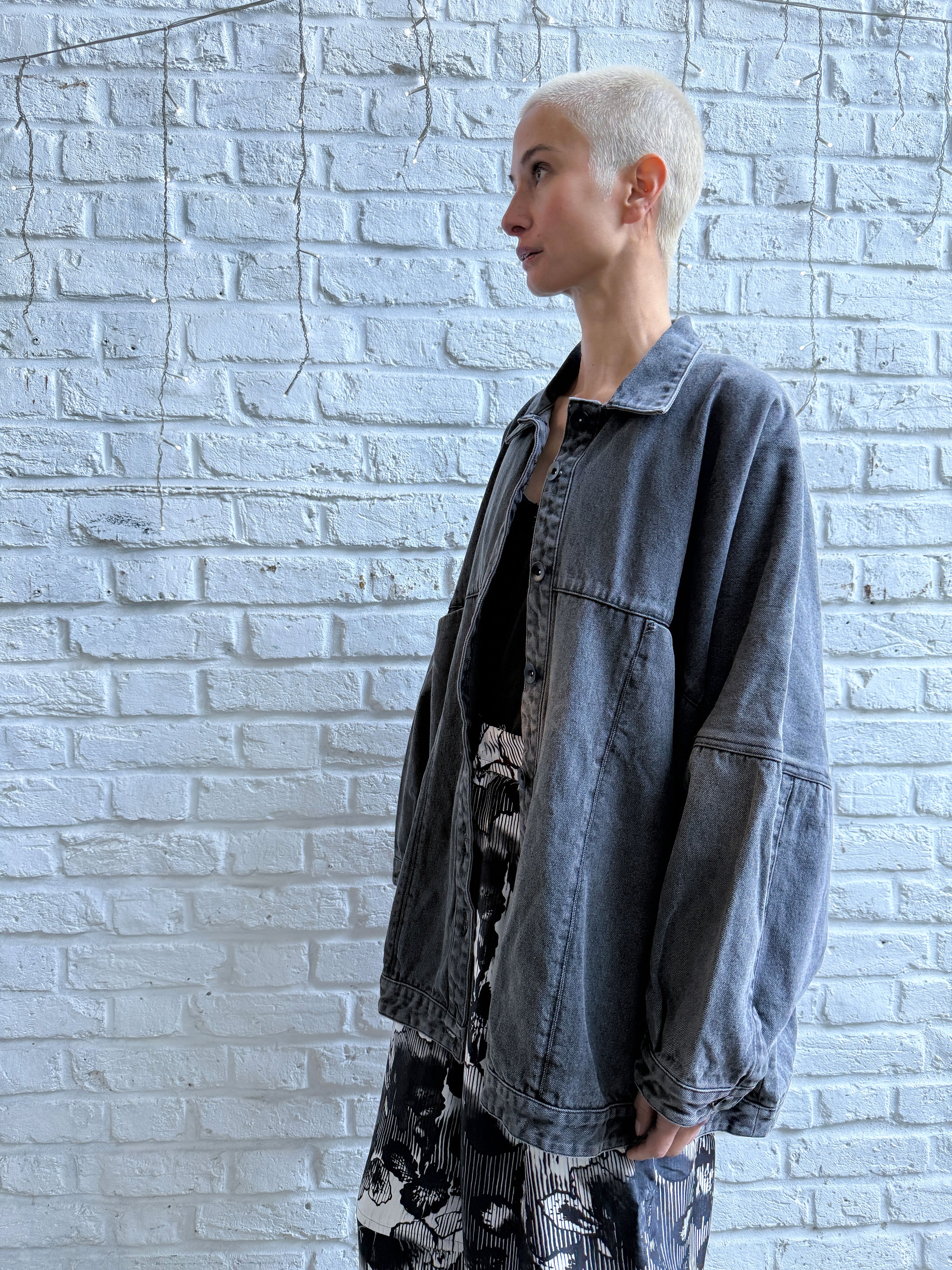 Oversized eighties denim jacket