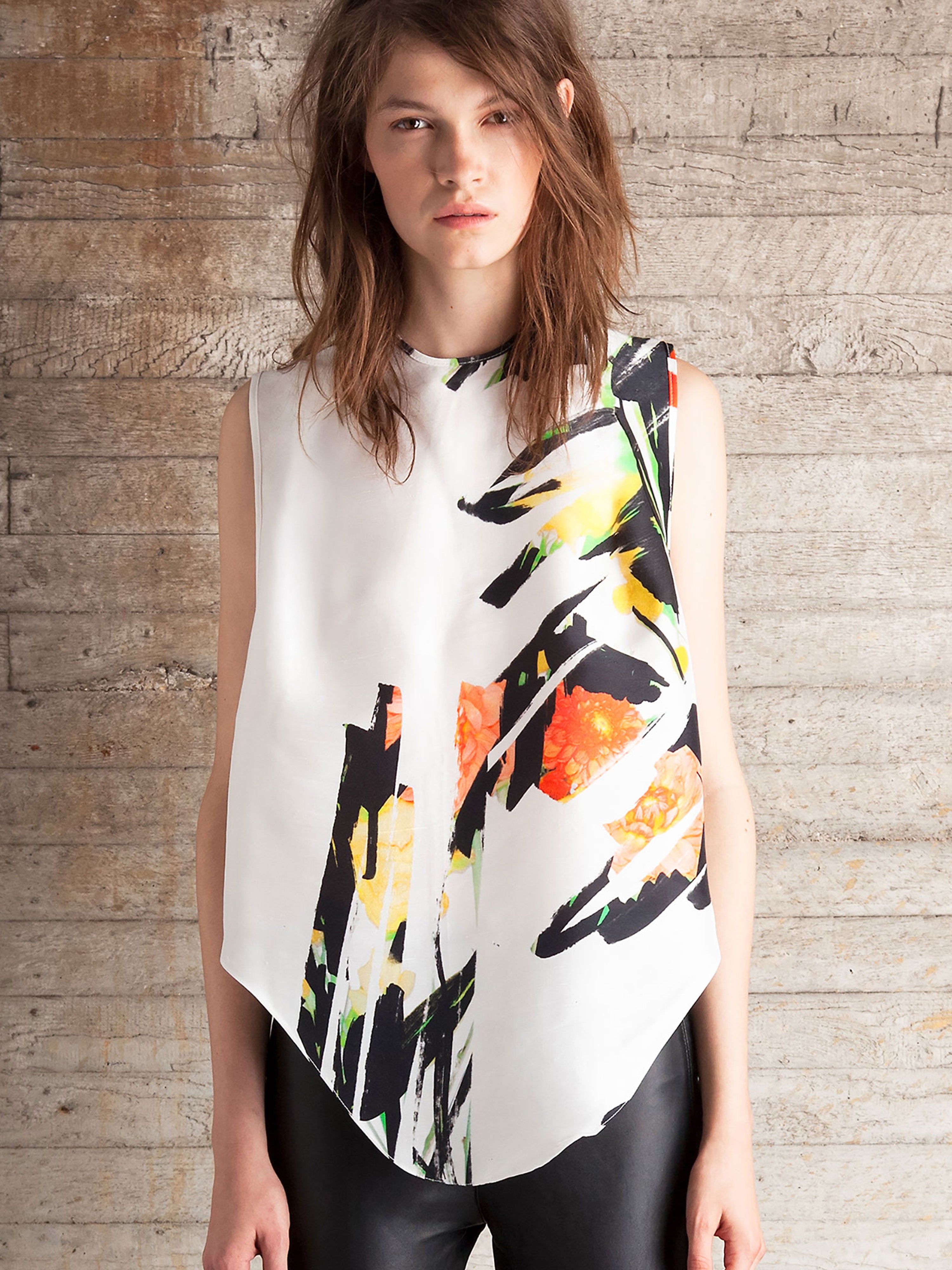 Silk marker pen flower print sleeveless top