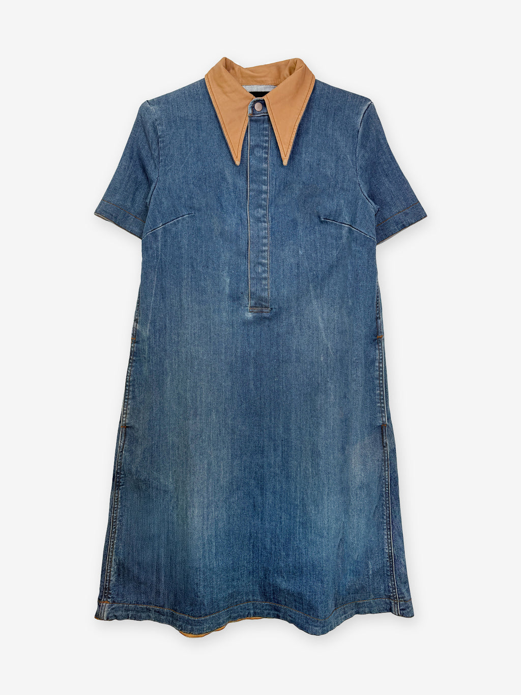 Seventies statement collar denim dress