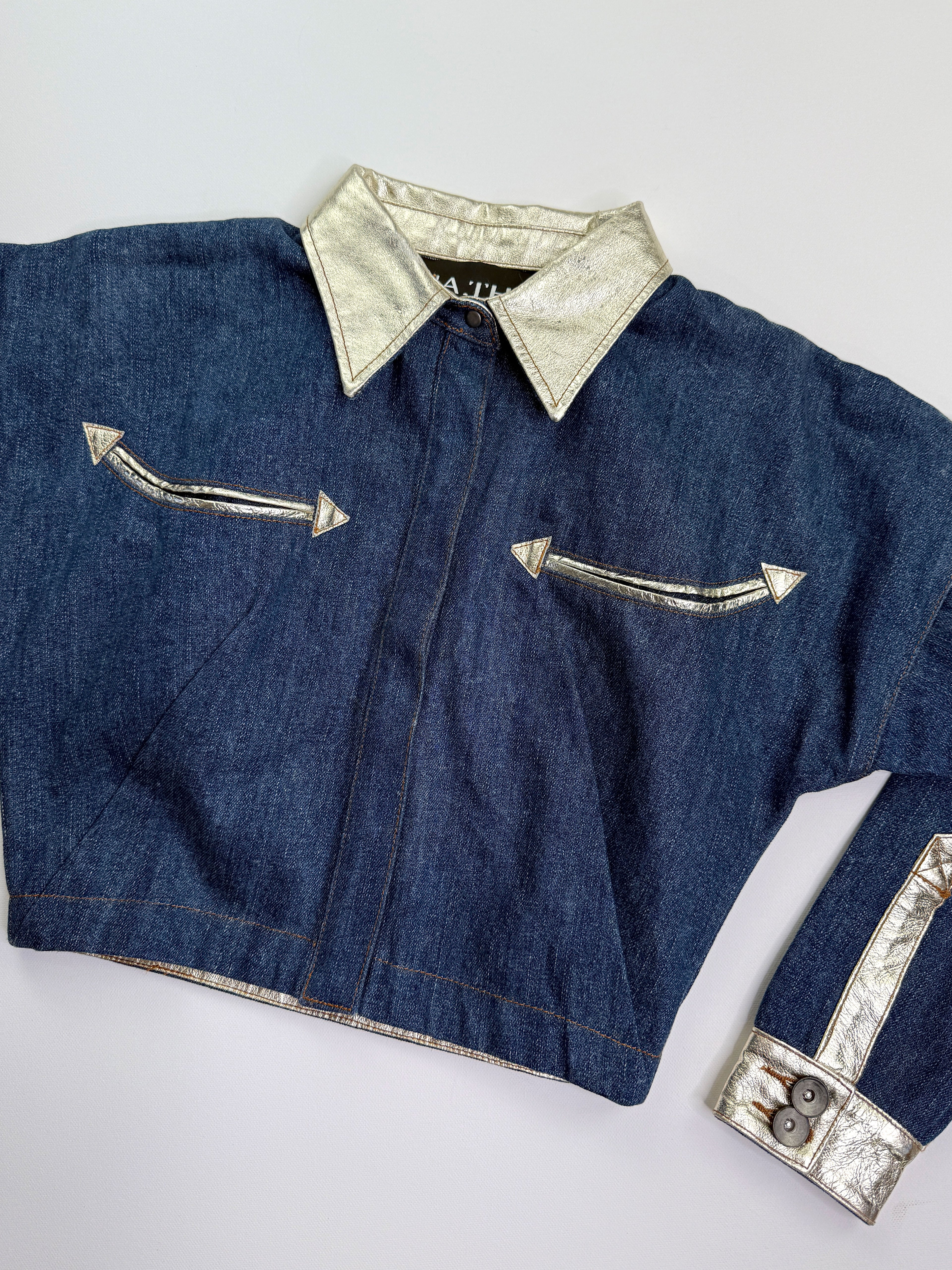 Western cropped denim shirt